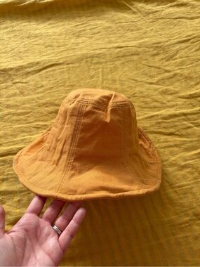 Wellington Factory bucket hat